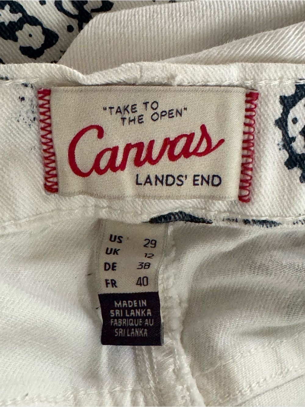 Lands End Canvas White and Blue Paisley Print Jeans 29 - Picture 4 of 6